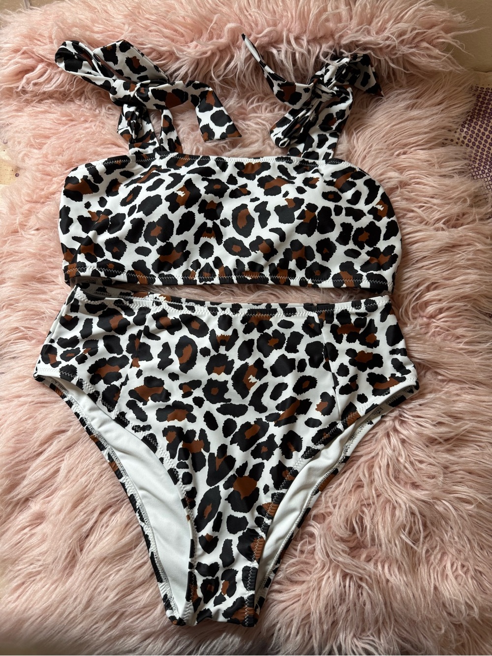Leopard Print High-Waist Bikini Set - White, Black & Brown. Size L